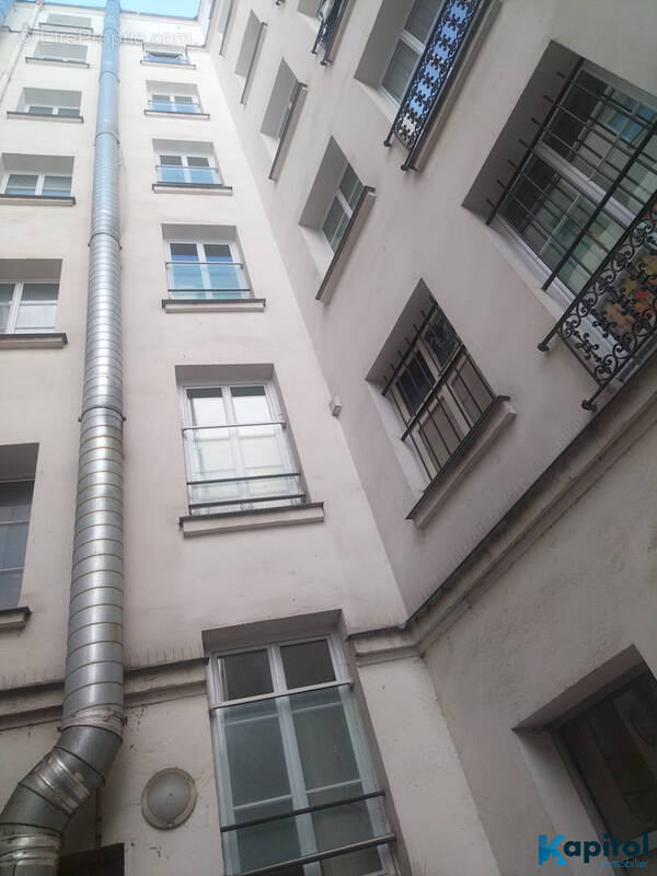 Autre à PARIS-15E