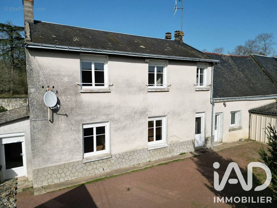 Photo 1 - Maison à RESTIGNE