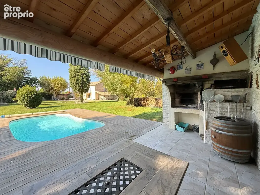 Maison 181m² à noves - photo 1