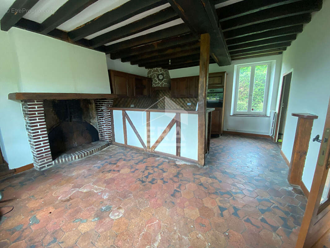 Maison à NEUILLY-SUR-EURE