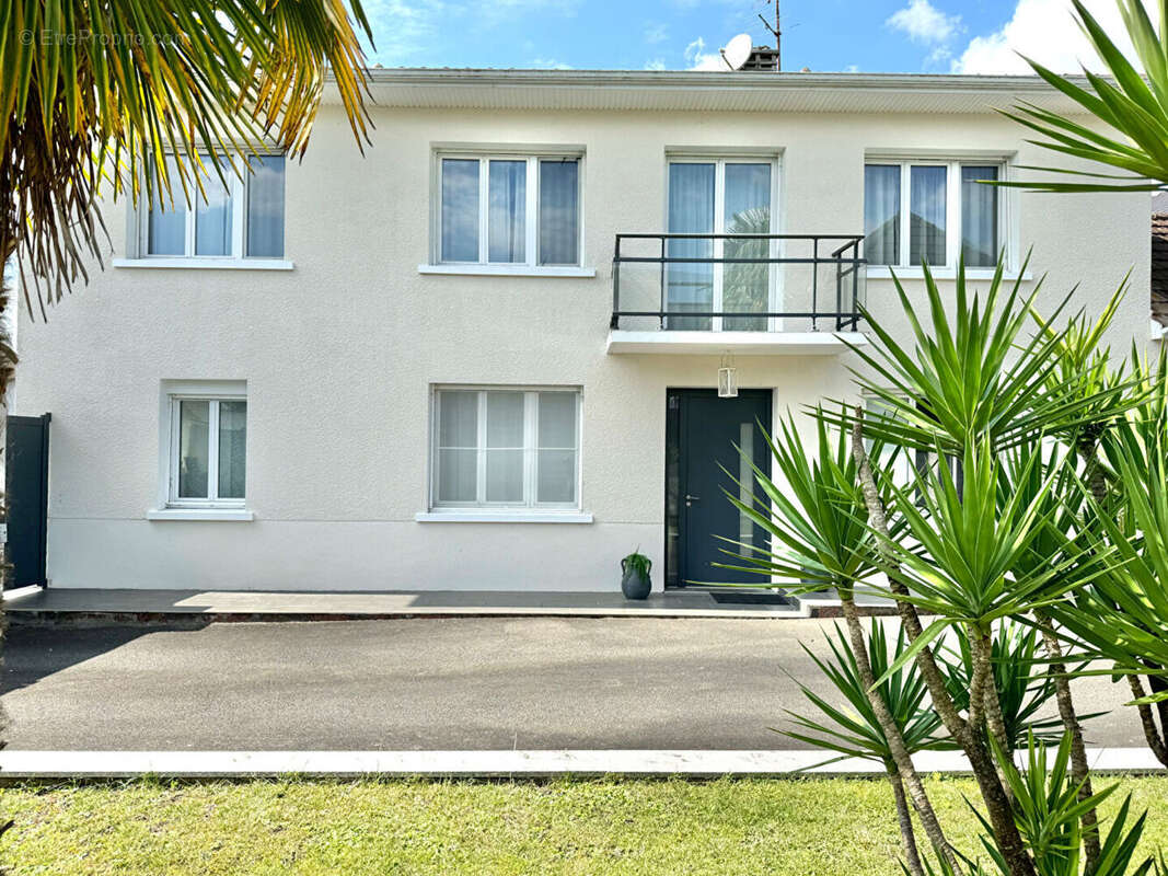 Maison 140 m² à Aressy  - photo 9