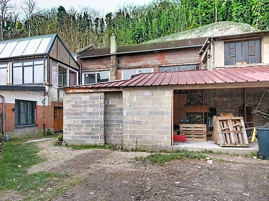 LOFT (130m²) avec dépendances (250m²) - photo 9