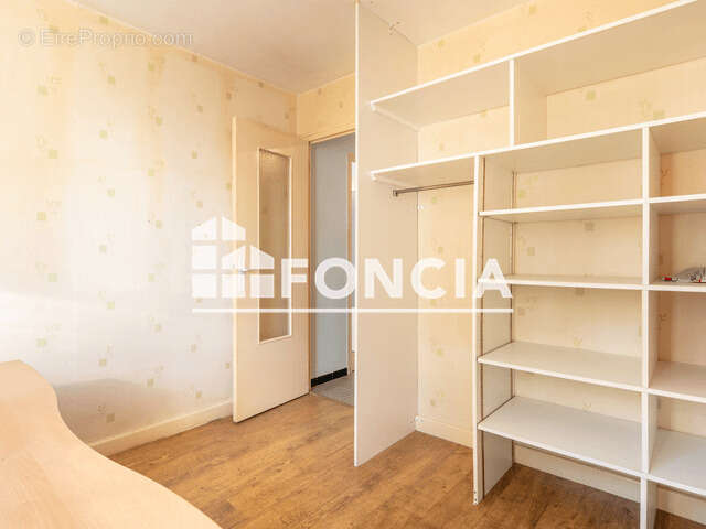 Appartement à LE PONT-DE-CLAIX