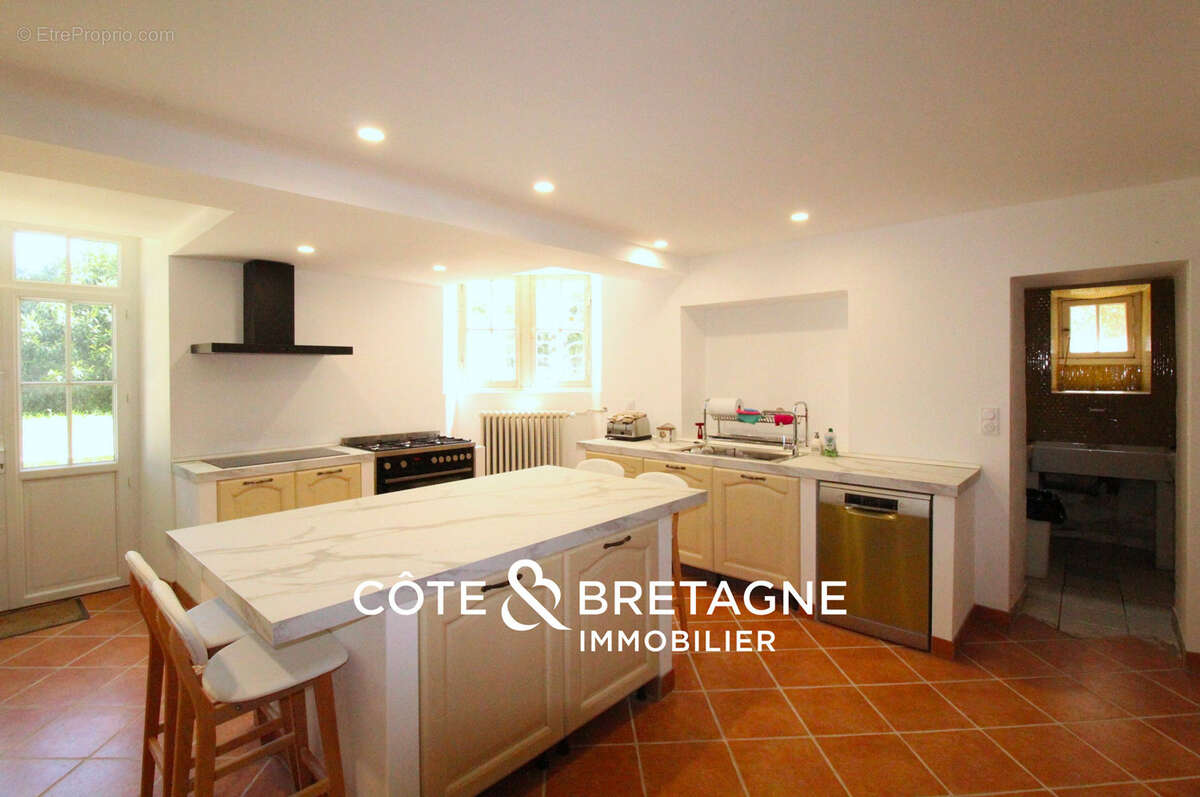 Magnifique château style Néo-Renaissance   Réf : 2025129 - photo 11
