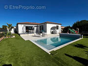 Maison à ALLEGRE-LES-FUMADES