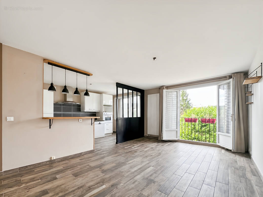 Appartement à BIEVRES