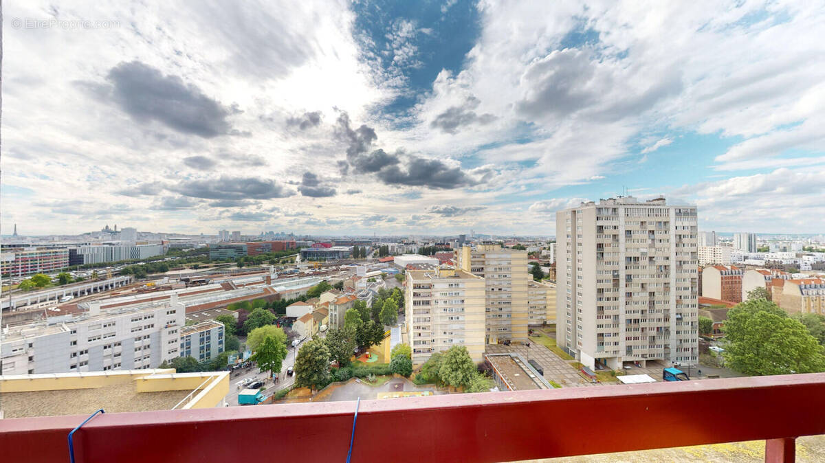 Appartement à AUBERVILLIERS