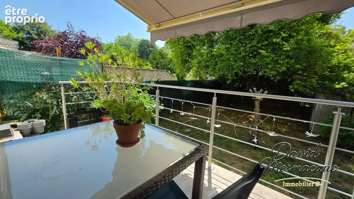 T2 de 37 m2 en rez-de-jardin - cour boisée, terrasse et cave à Meulan centre - photo 2