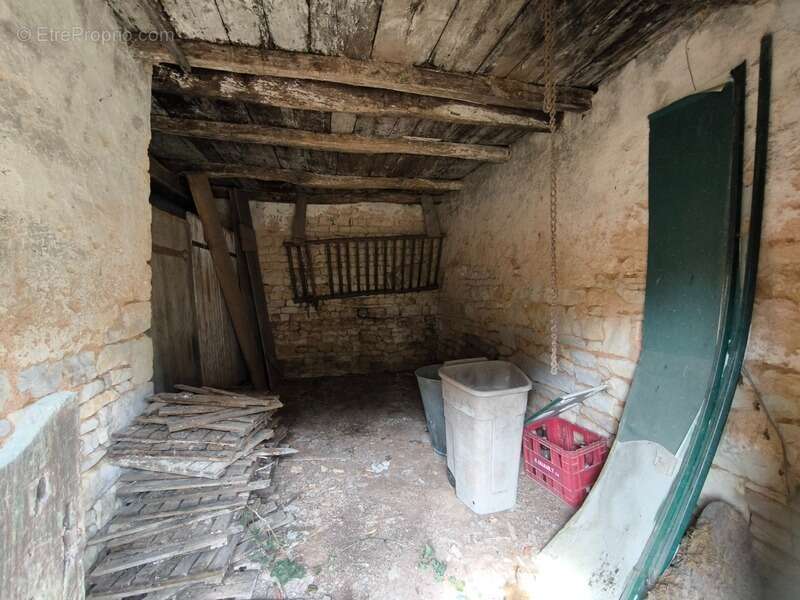 Maison à VERTEUIL-SUR-CHARENTE