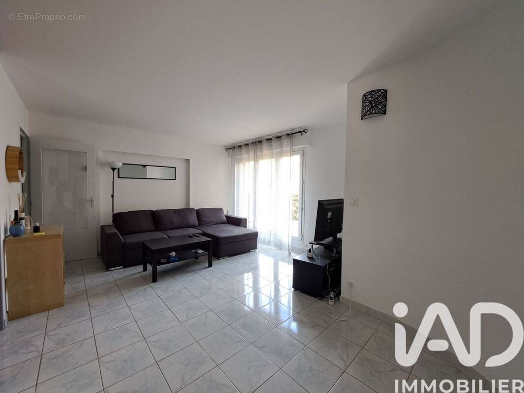 Photo 5 - Appartement à MONTIGNY-LE-BRETONNEUX