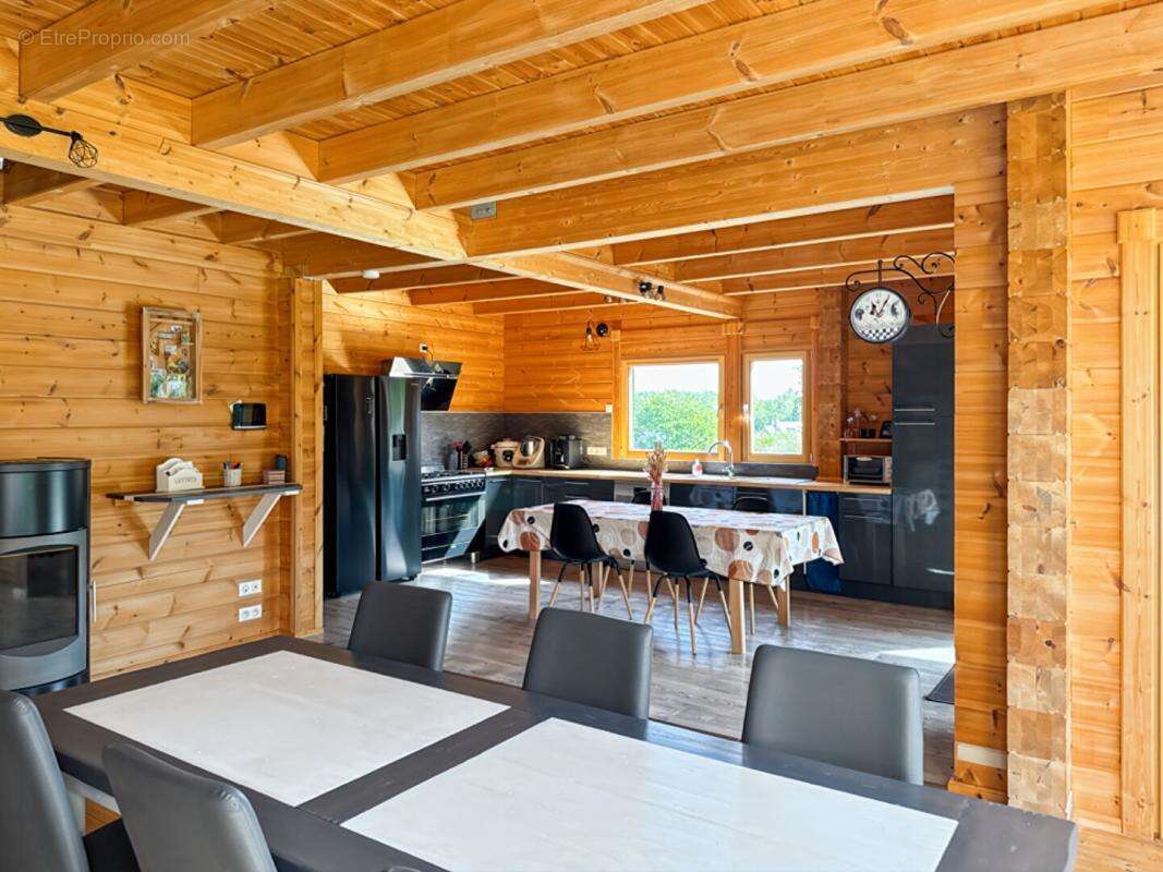 Maison à SOUVIGNE-SUR-SARTHE