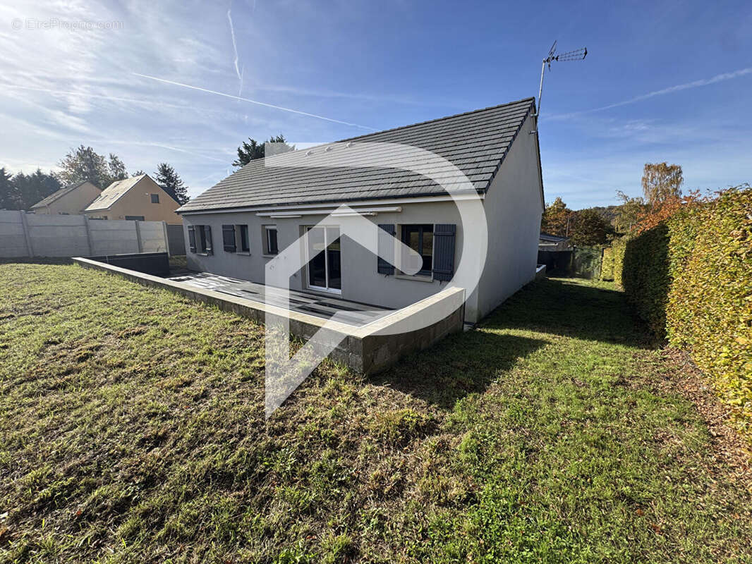 Maison à EZY-SUR-EURE