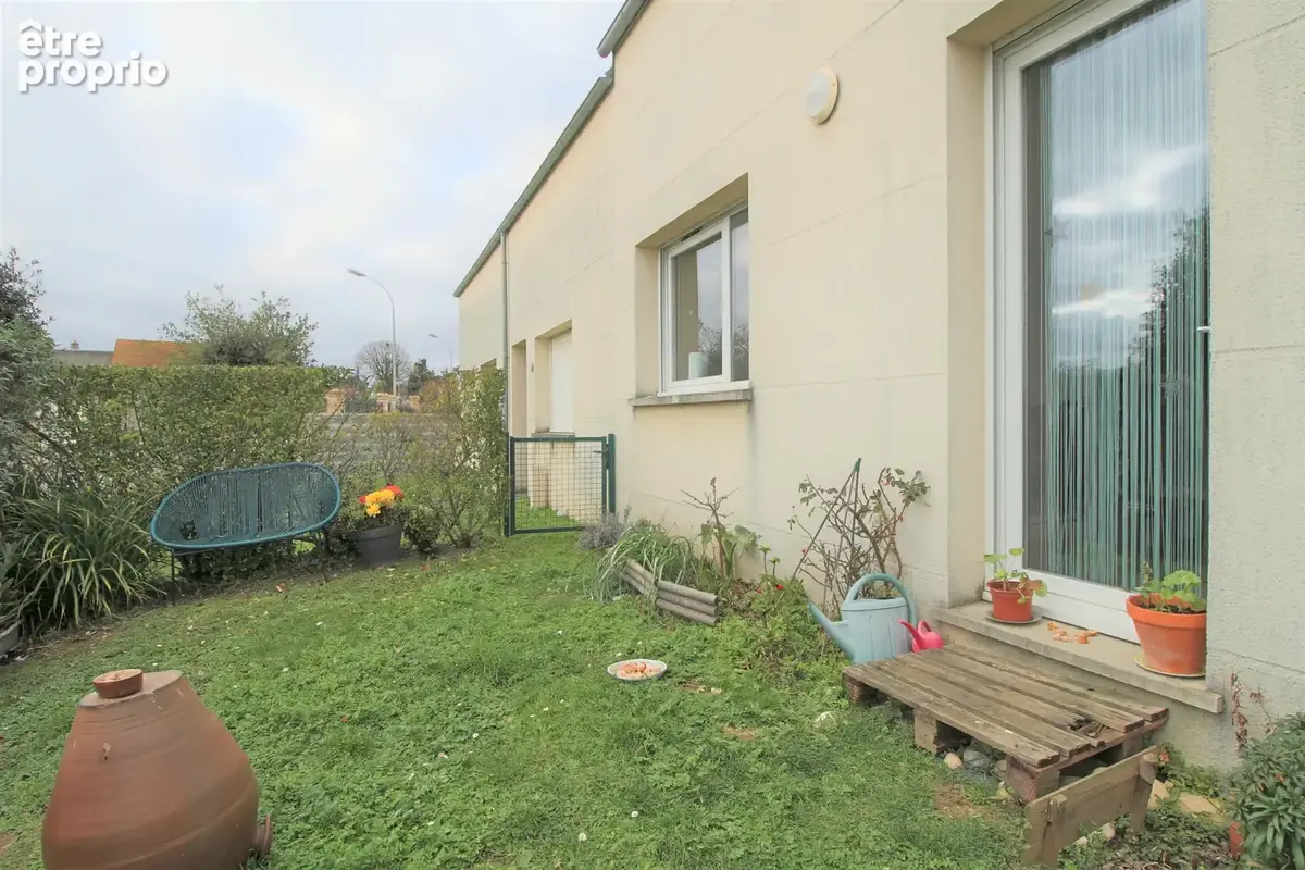 Maison à PORT-EN-BESSIN-HUPPAIN