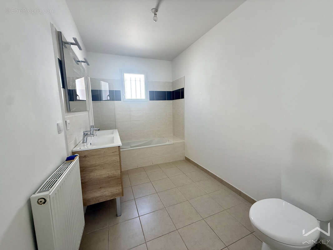 Exclusivité - pierrelatte - maison  plain pied 90m2 - 3 chambres - terrain 400 m2 - garage - photo 8