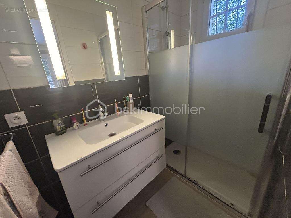 Belle villa - 5 chambres - garage - terrain - photo 11