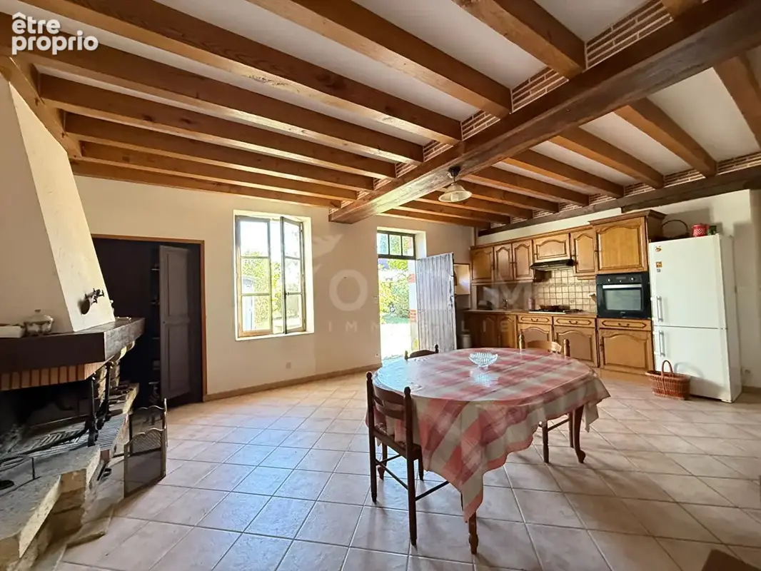 Charmante longère à Pierrefitte-es-Bois 4 pièces 97 m² terrain 428 m² - photo 2