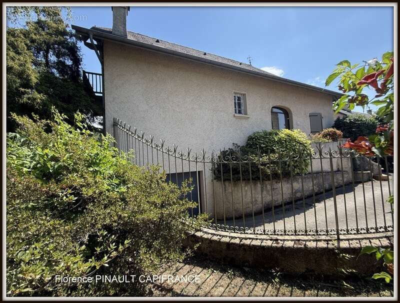 Maison à HORGUES