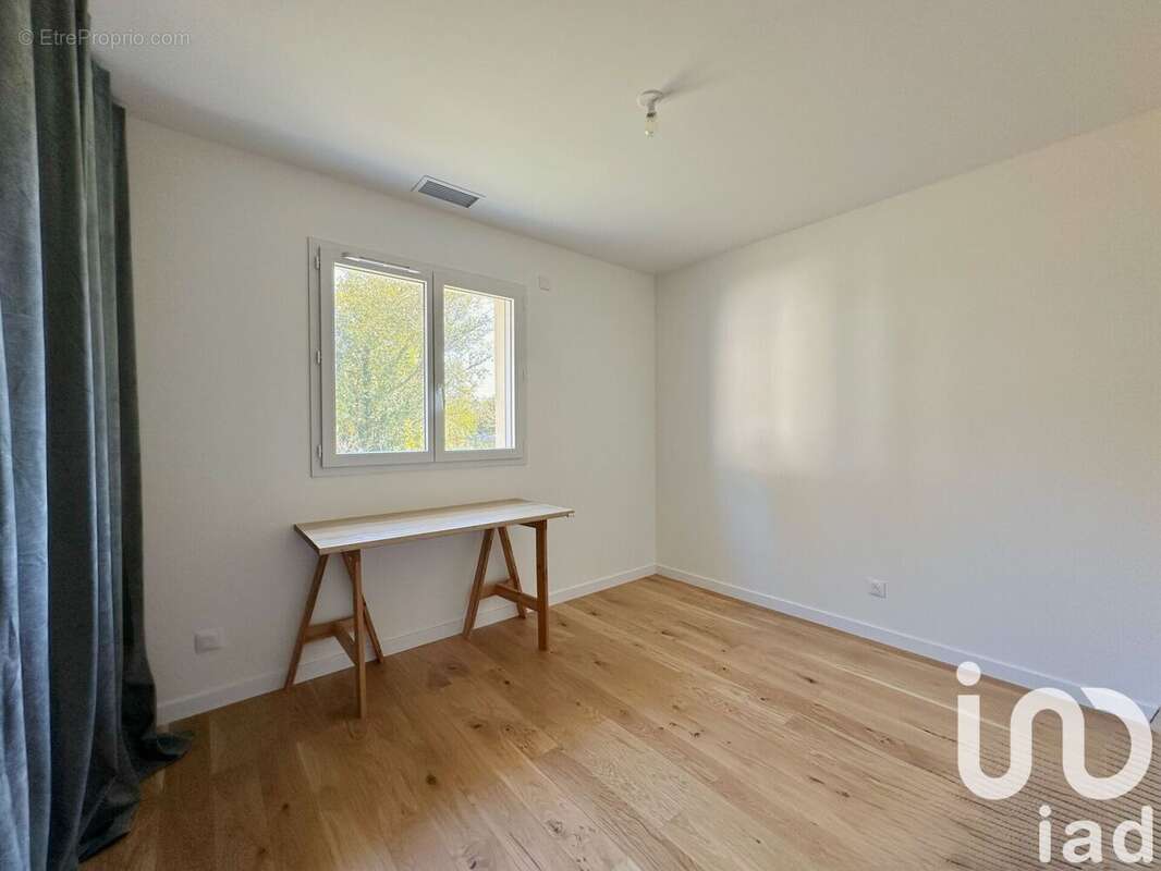 Photo 9 - Maison à LEOGNAN