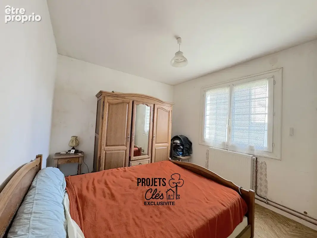 Maison à rénover, 2 chambres - proximité des commerces et services - photo 7