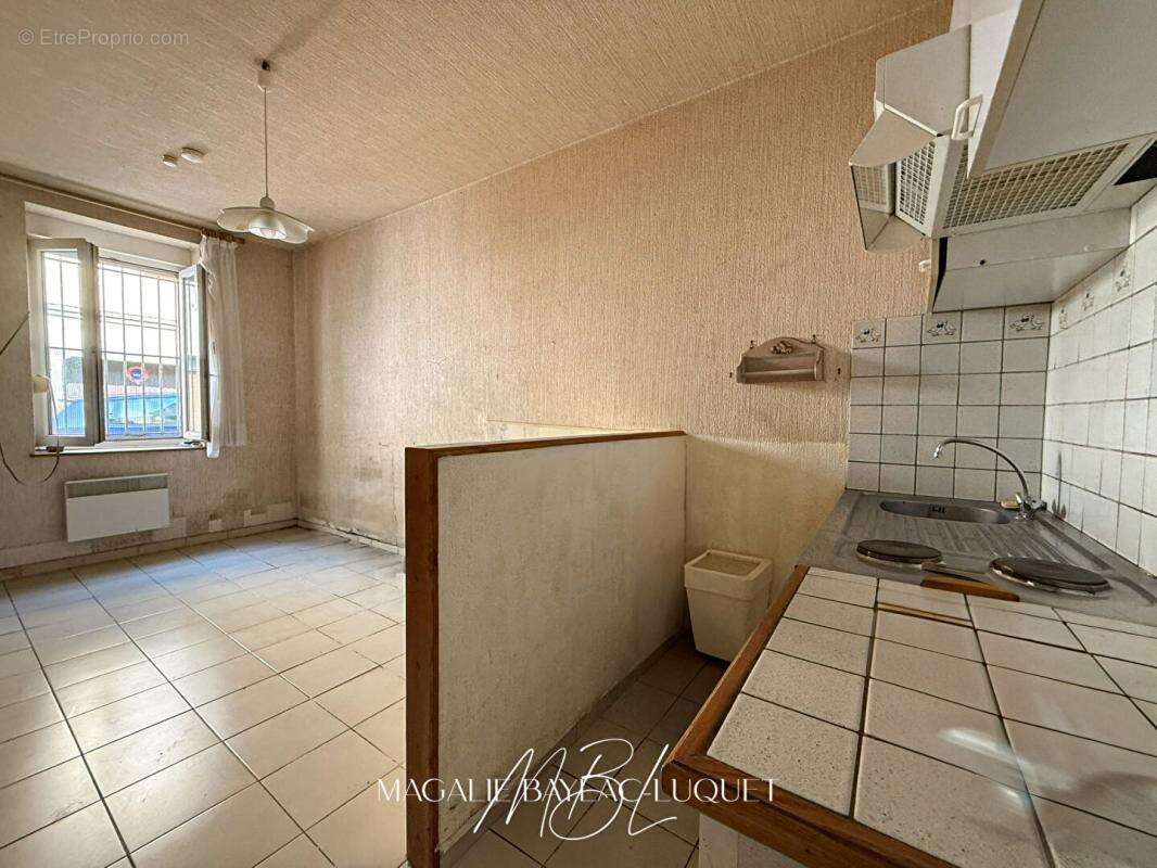 Immeuble à rénover  spécial investisseurs  fort potentiel - photo 8