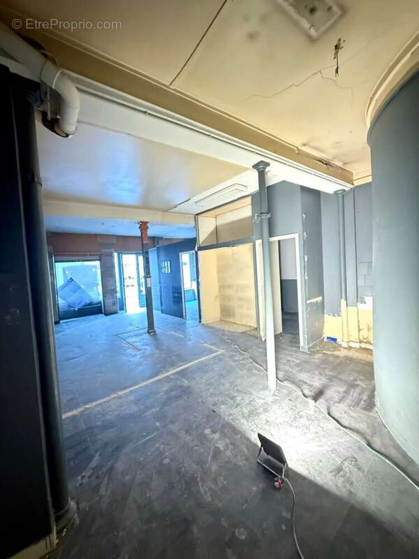 Appartement à PARIS-1E