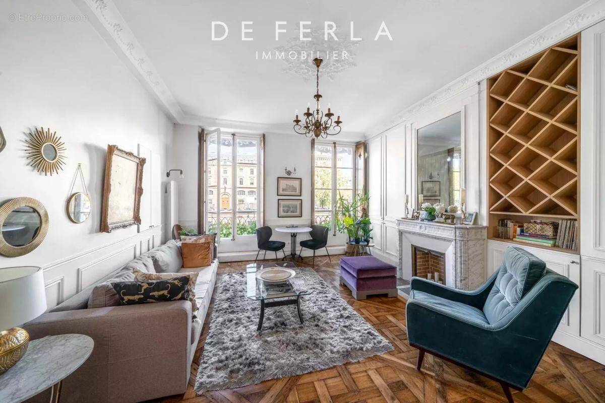 Appartement à PARIS-5E
