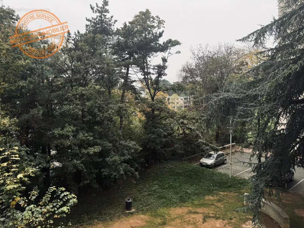 Appartement à LYON-9E