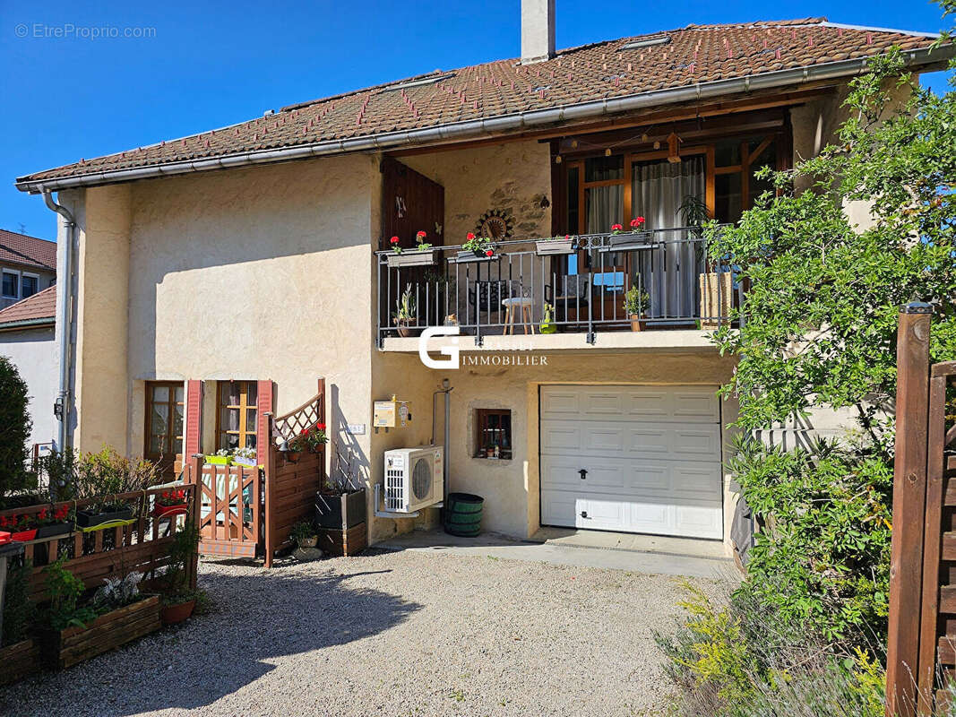 Maison Le Poizat Lalleyriat 7 pièce(s) 209 m2 - photo 15