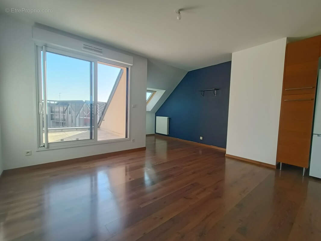 Appartement à SAINT-ERBLON