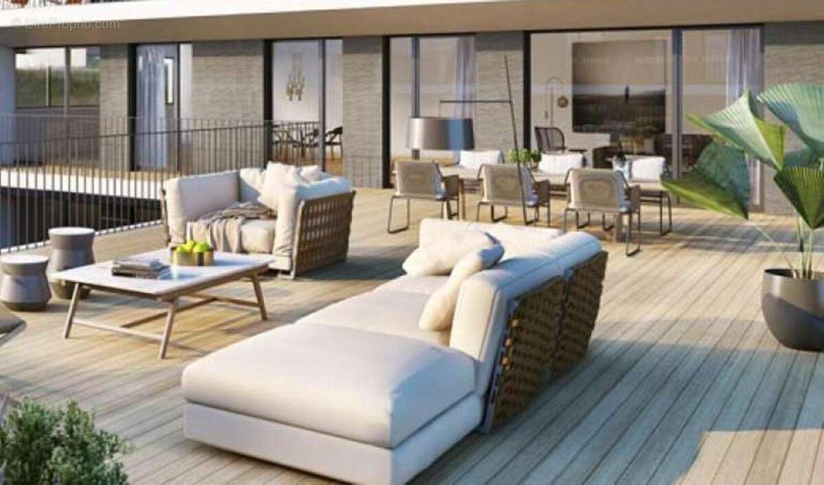 Appartement à LEVALLOIS-PERRET