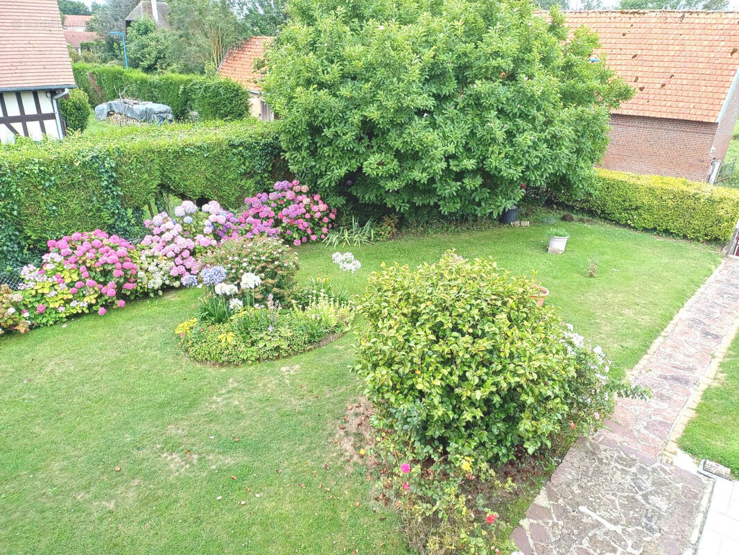 Maison à BRACQUEMONT