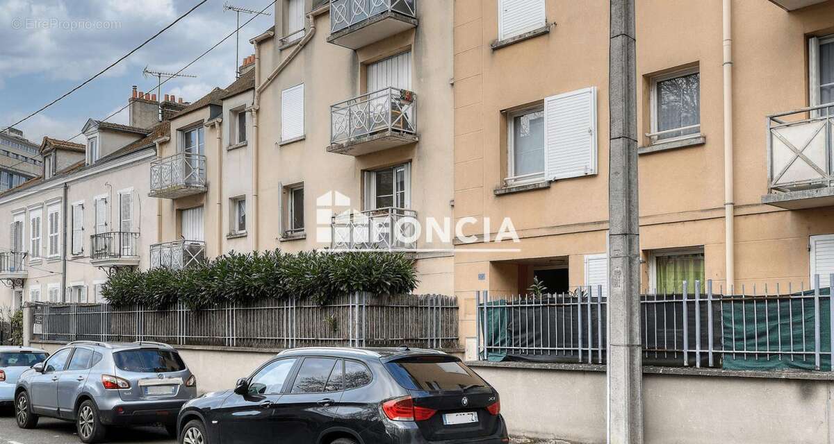 Appartement à MELUN
