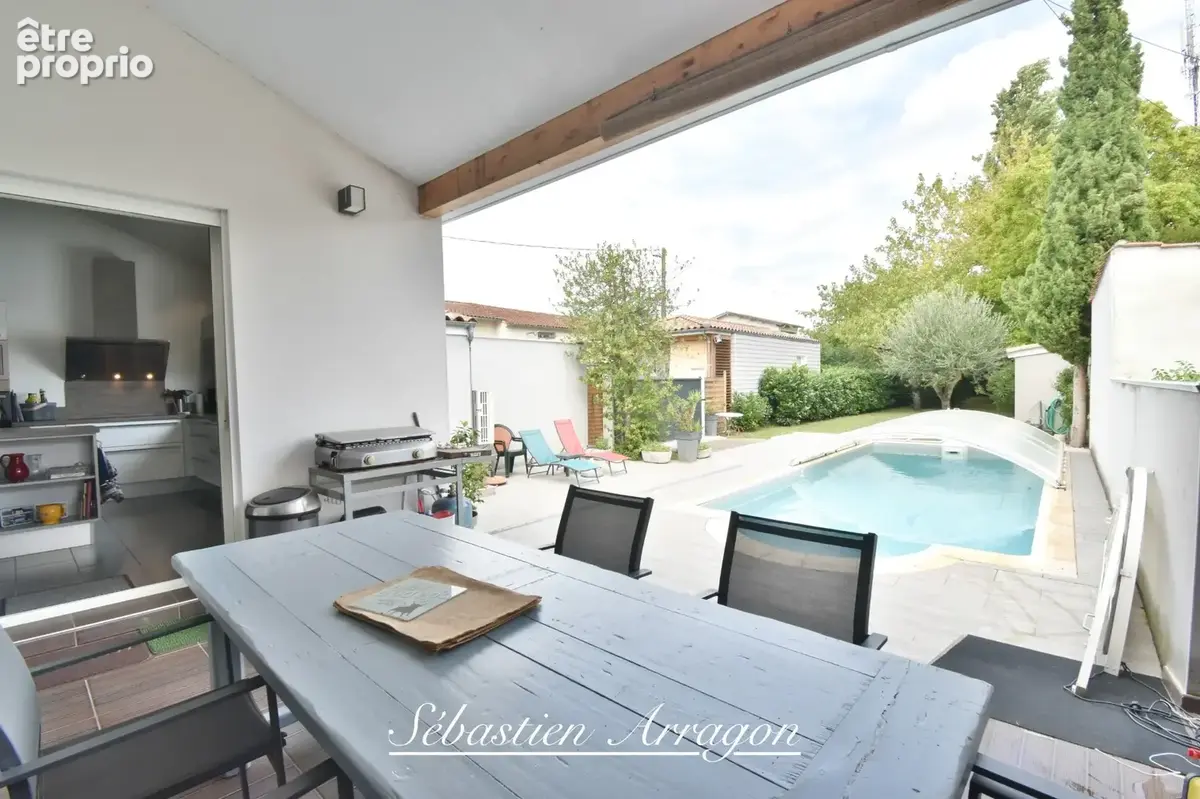 Villeneuve-sur-lot – belle maison familiale rénovée avec piscine, jardin et aucun travaux à prévoir - photo 24