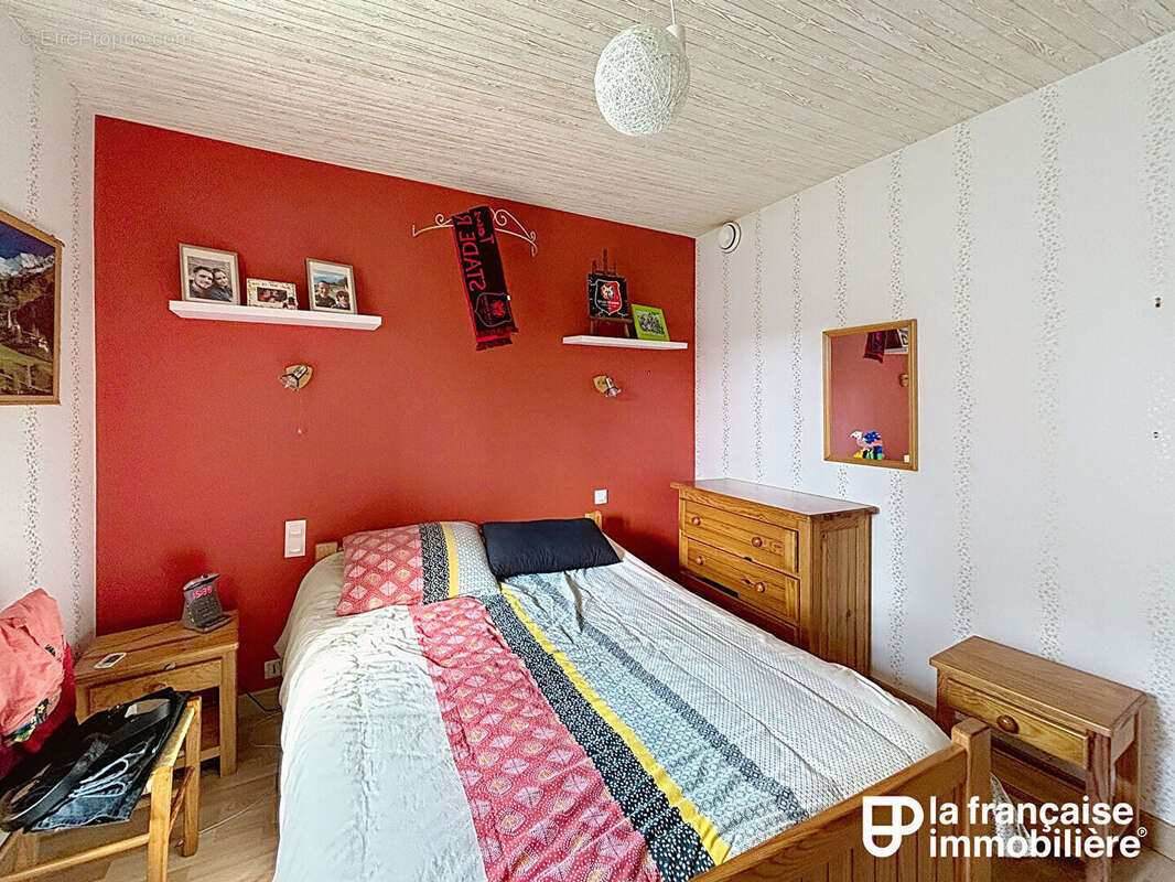 Maison à PIRE-SUR-SEICHE