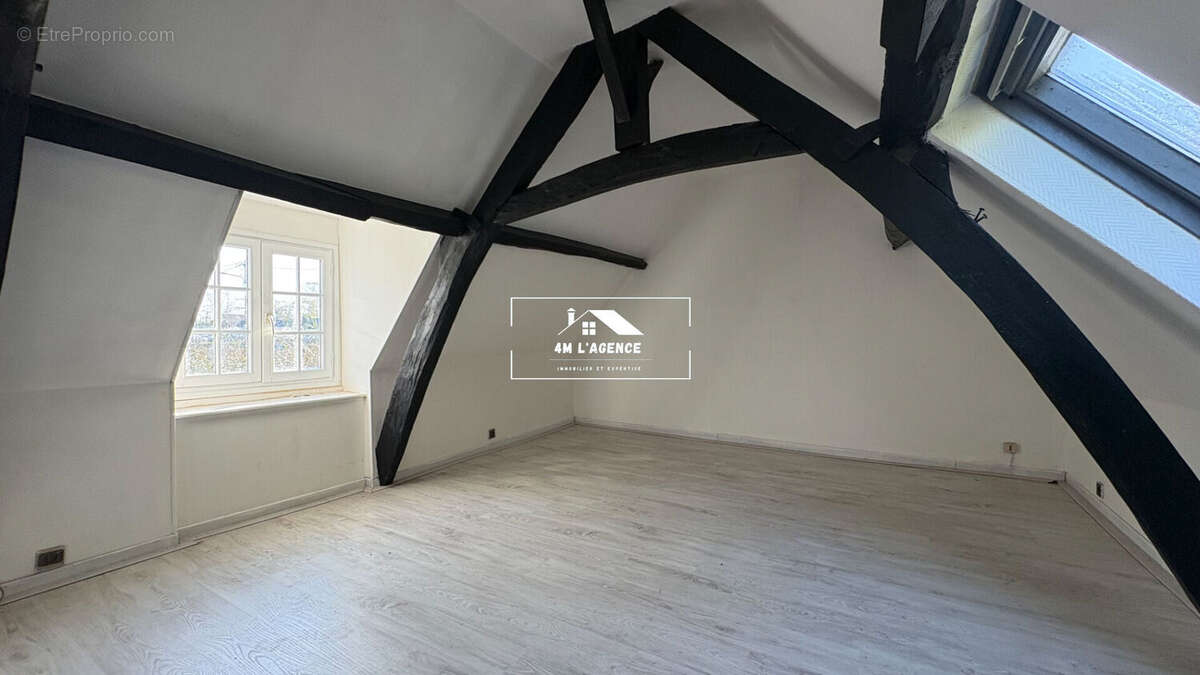 Maison à BEUVRY-LA-FORET