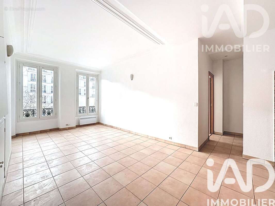 Photo 4 - Appartement à PARIS-11E