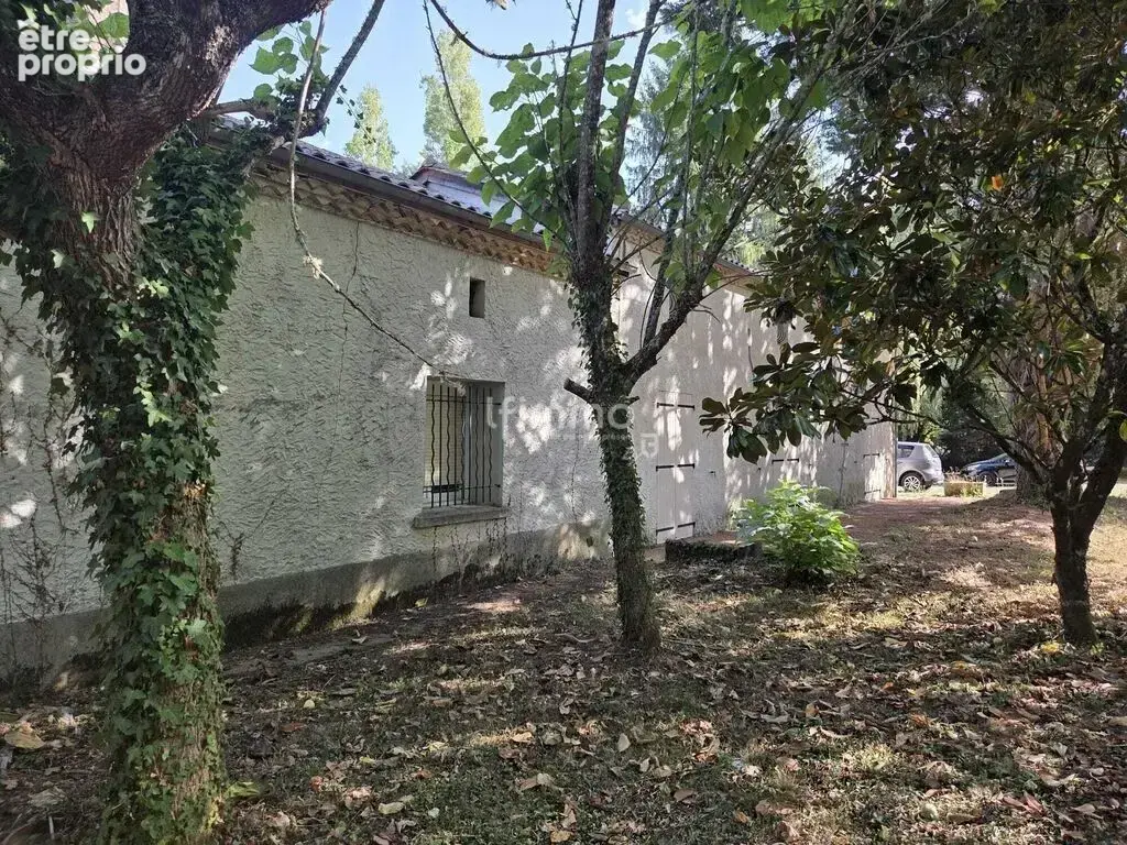  Grande maison familiale – 206 m² – Parcelle 17 457 m² - photo 3