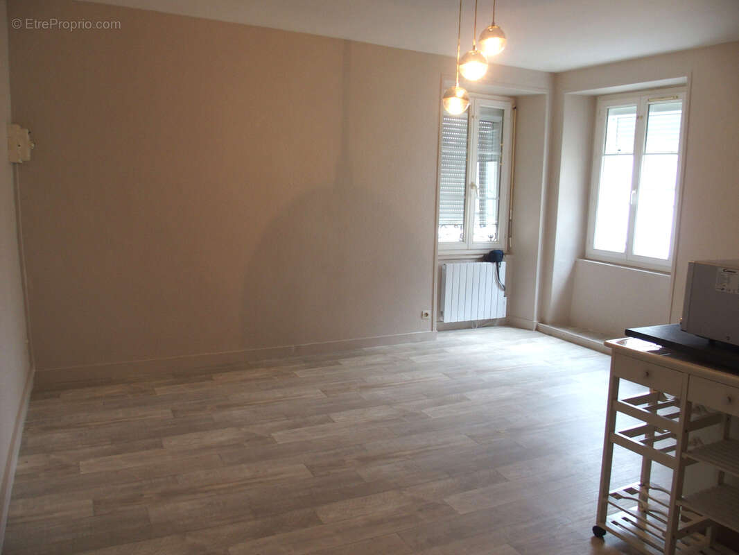 Appartement à PORT-EN-BESSIN-HUPPAIN