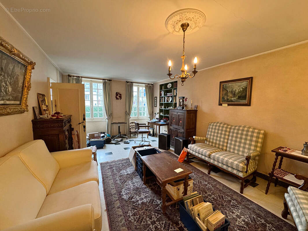 Maison à BRICQUEBEC