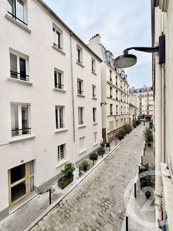 Appartement à PARIS-11E