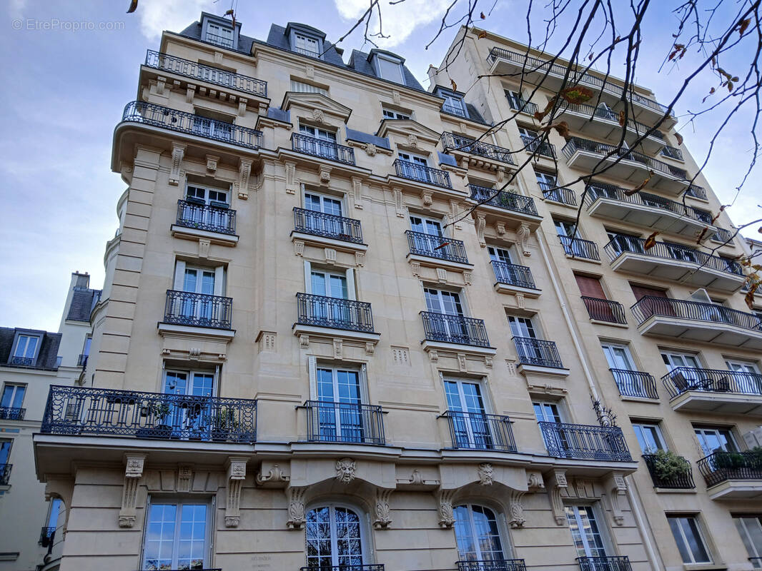 Appartement à PARIS-12E