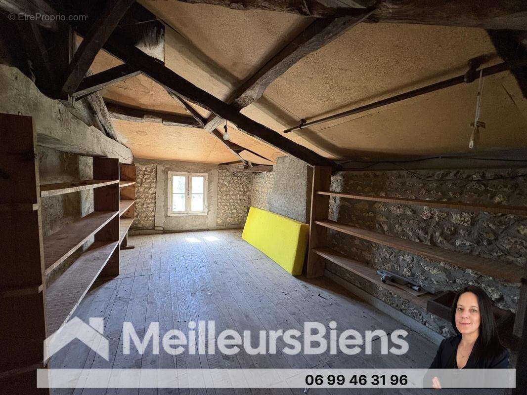 Maison à CHAMOUILLAC
