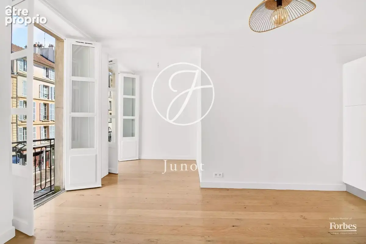 Versailles - NOTRE DAME - Appartement - 61.71 m² Loi Carrez (Surface totale de 78.45 m²) - 4 pièces - photo 2