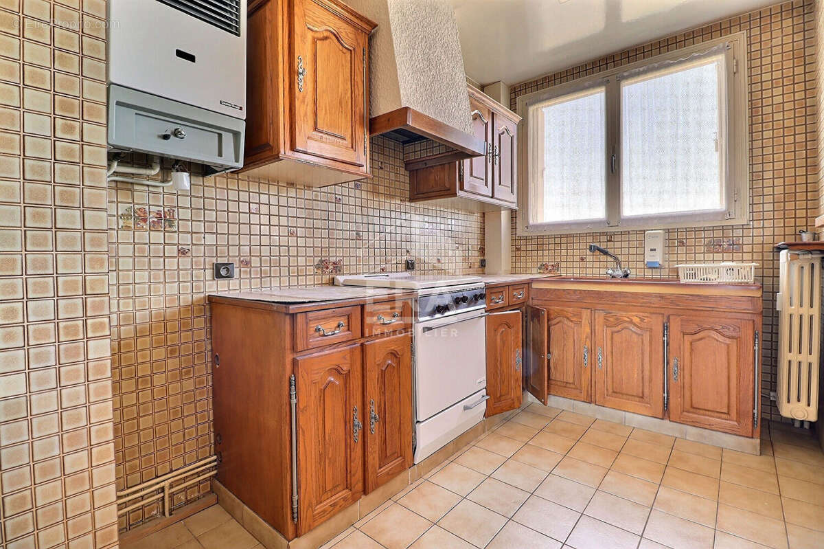 Appartement à AUBERVILLIERS