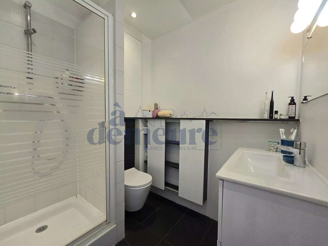 Appartement à ISSY-LES-MOULINEAUX