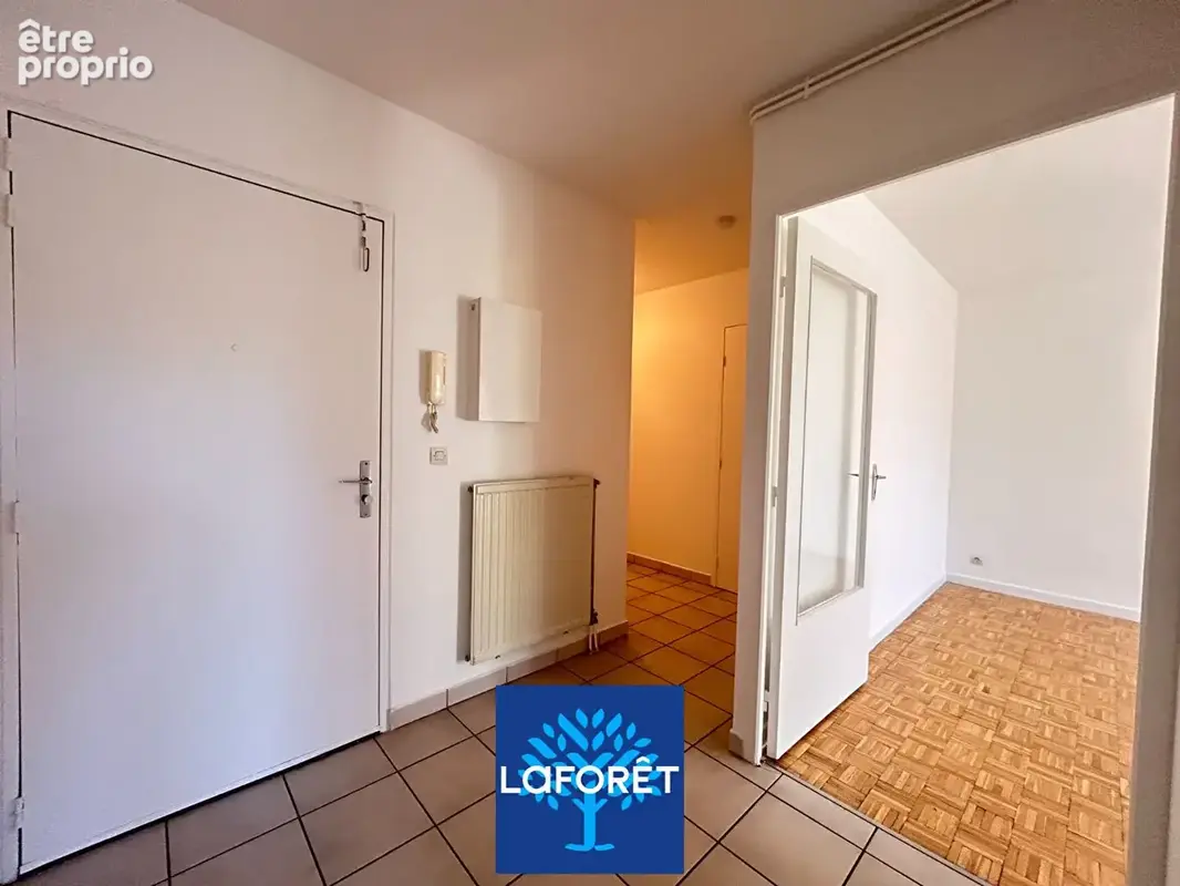 Appartement Saint Priest 2 pièce(s) 58 m2 - photo 2