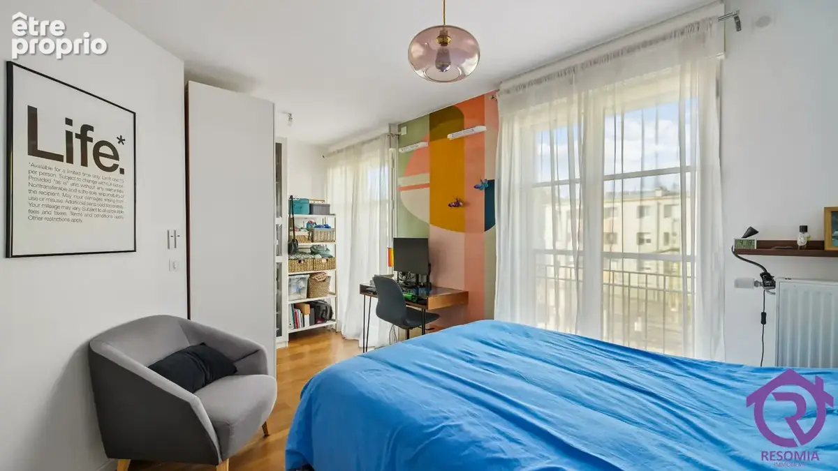 Au pieds de la GARE très beau 3 pièces de 66.62 m² avec 3 balcons et un PARKING - photo 8