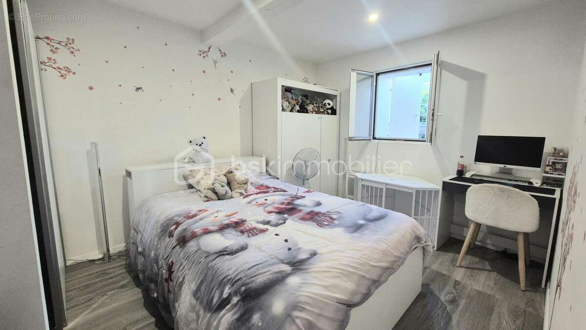 Appartement à PUGET-VILLE