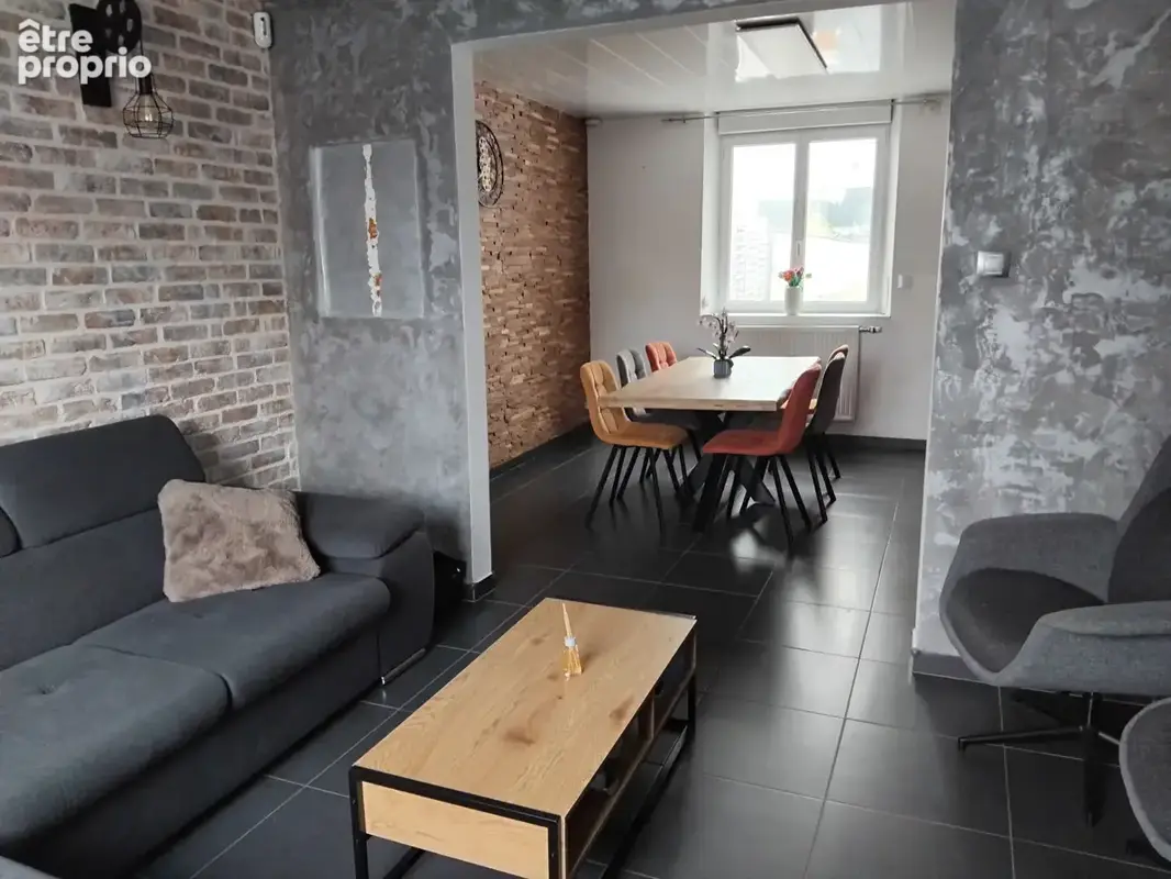 Maison  3 pièce(s) 81.83 m2 - photo 1