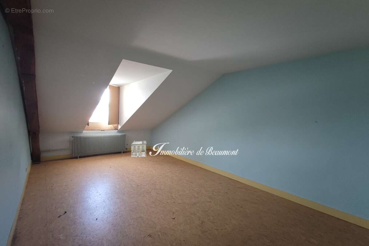 Appartement à BEAUMONT-LE-ROGER